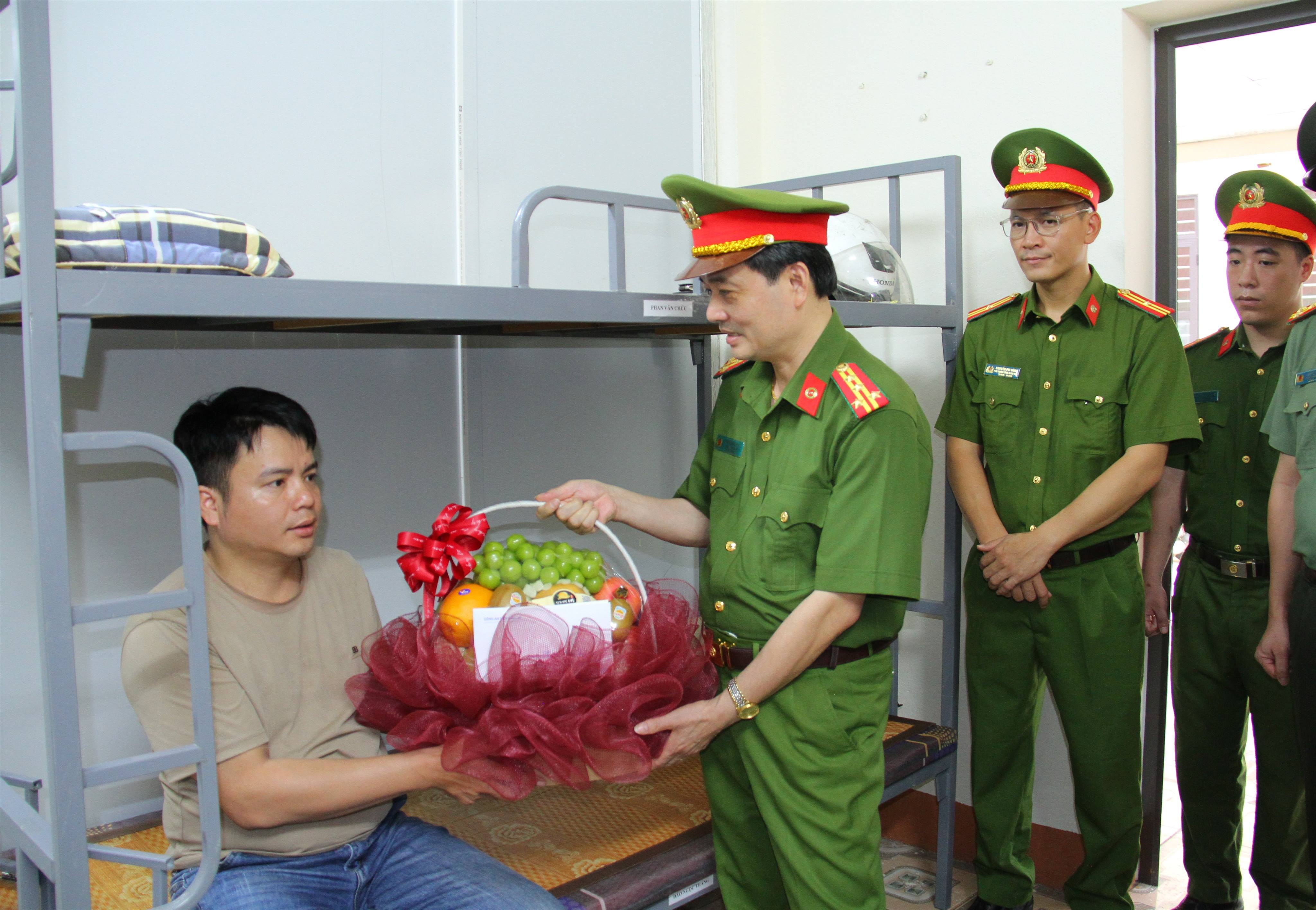 anh tin bai